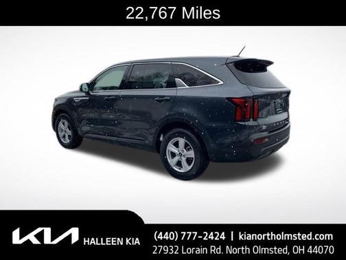 2022 Kia Sorento LX