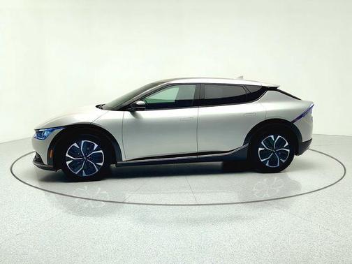 Glacier 2022 Kia EV6 Wind