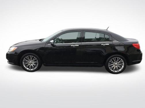 2013 Chrysler 200 Limited