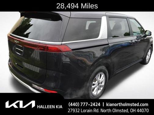 2024 Kia Carnival LX