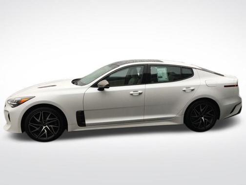 2023 Kia Stinger GT-Line