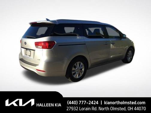 2017 Kia Sedona LX