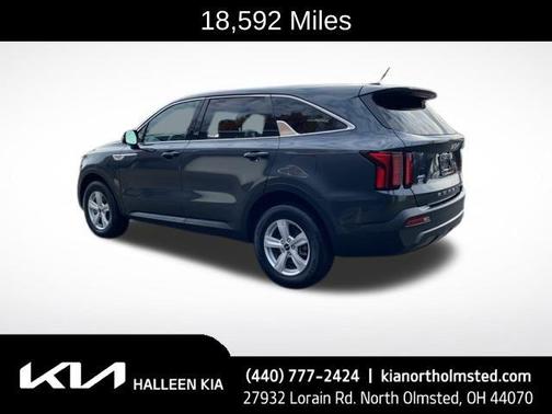 2022 Kia Sorento LX
