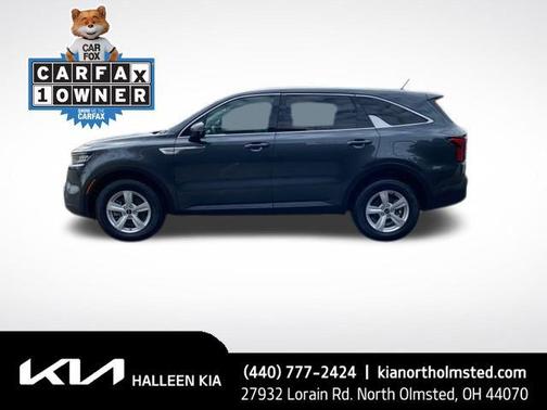 2022 Kia Sorento LX