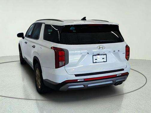 Hyper White 2023 Hyundai PALISADE SEL