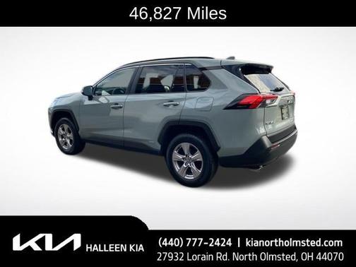 2022 Toyota RAV4 Hybrid XLE