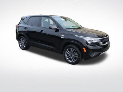 2023 Kia Seltos LX