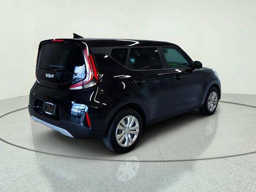 Fusion Black 2023 Kia Soul LX