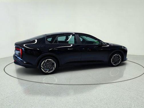 Aurora Black Pearl 2025 Kia K4 EX