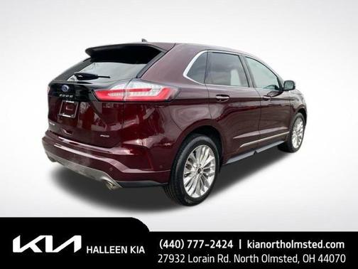2022 Ford Edge Titanium
