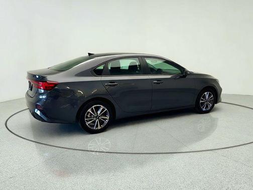 Gravity Gray 2024 Kia Forte LXS