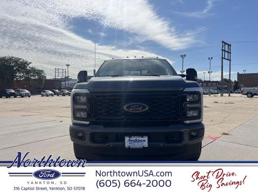 Carbonized Gray Metallic 2026 Ford F-250 Lariat