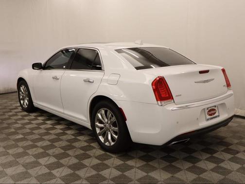 2016 Chrysler 300C Base