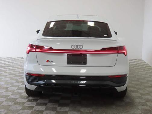 2024 Audi Q8 e-tron S line Premium