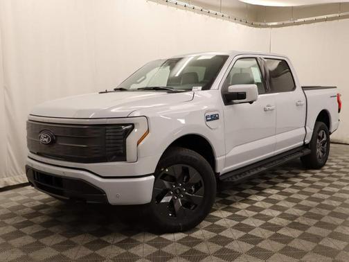 2025 Ford F-150 Lightning LARIAT