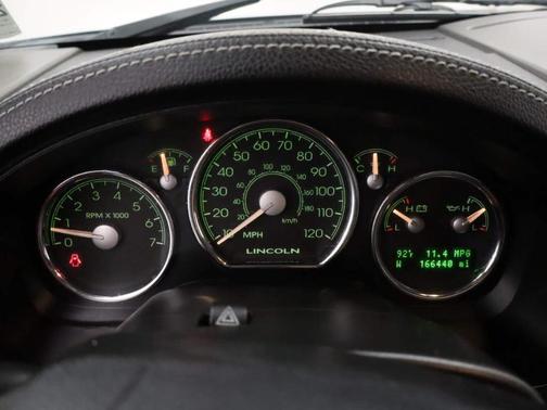 2007 Lincoln Mark LT Base