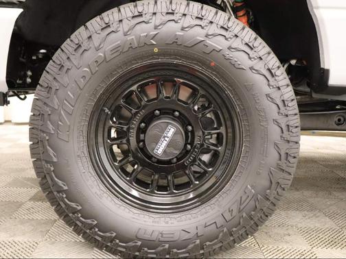 Avalanche 2026 Ford F-250 Lariat