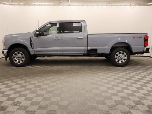 2025 Ford F-350 Lariat Super Duty
