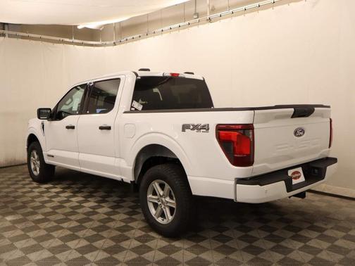 Oxford White 2026 Ford F-150 XLT