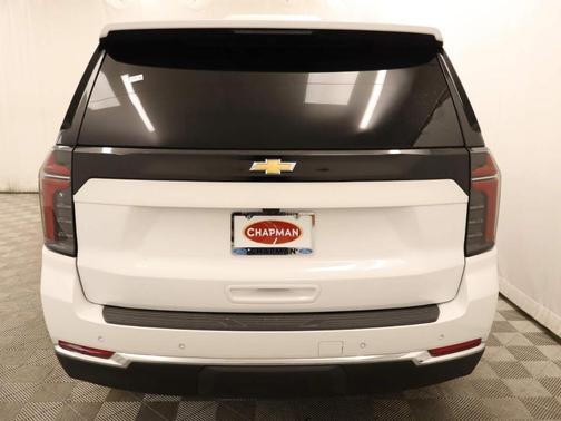 2025 Chevrolet Suburban LS
