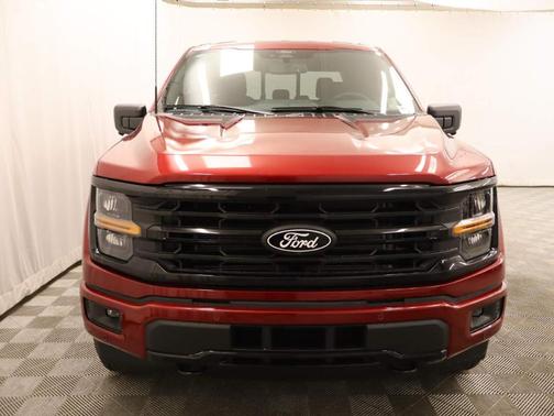 Ruby Red Metallic Tinted Clearcoat 2026 Ford F-150 XLT