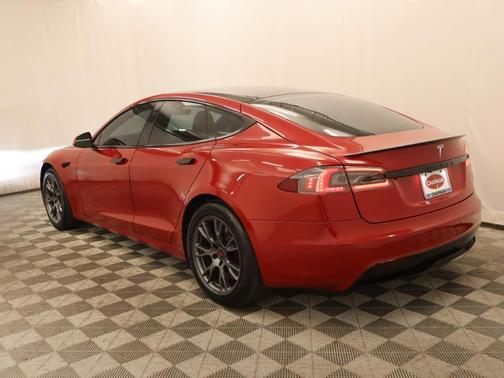 2021 Tesla Model S Plaid