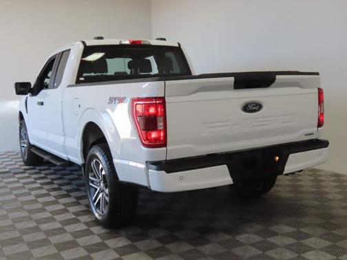 Oxford White 2022 Ford F-150 XL