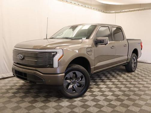 2023 Ford F-150 Lightning LARIAT