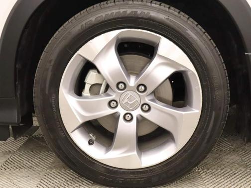 Platinum White Pearl 2022 Honda HR-V LX