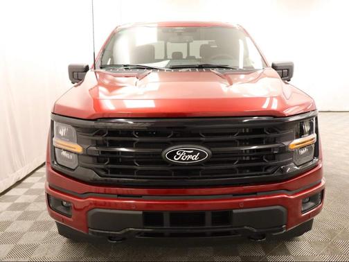Ruby Red Metallic Tinted Clearcoat 2026 Ford F-150 XLT