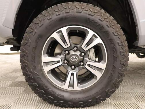 2018 Toyota Tacoma TRD Sport