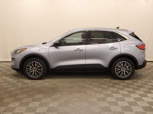 2022 Ford Escape PHEV SE
