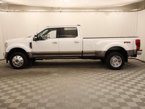 Oxford White 2022 Ford F-450 King Ranch