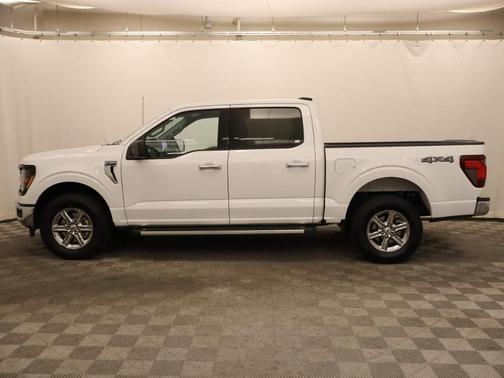 Oxford White 2025 Ford F-150 XLT