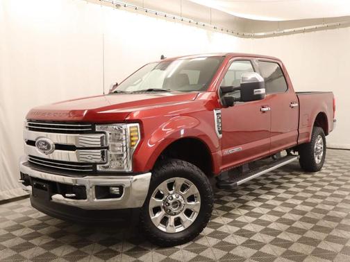 Ruby Red Metallic Tinted Clearcoat 2019 Ford F-350 Lariat Super Duty