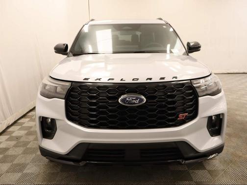 Space White Metallic 2026 Ford Explorer ST