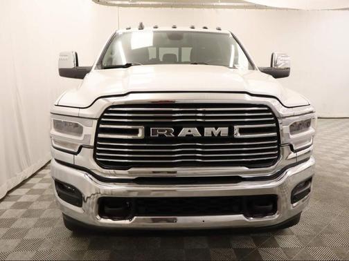 Bright White Clearcoat 2024 RAM 3500 Laramie