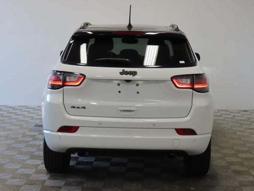 2023 Jeep Compass Altitude