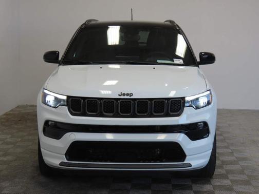 2023 Jeep Compass Altitude