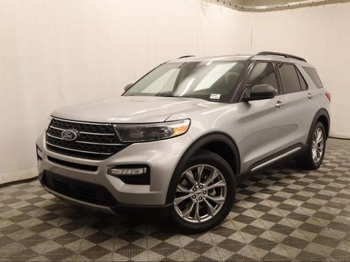 Iconic Silver 2023 Ford Explorer XLT