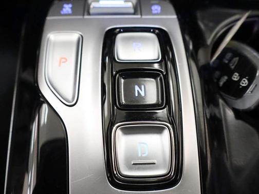 Serenity White Pearl 2024 Hyundai TUCSON LIMITED