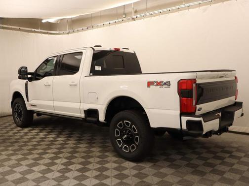 2025 Ford F-350 Platinum