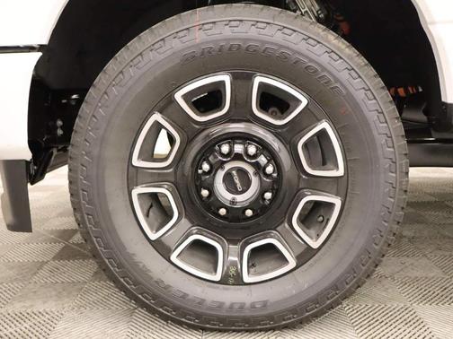 2025 Ford F-350 Platinum