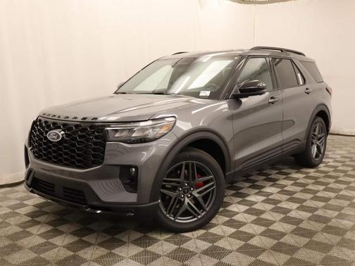 Carbonized Gray Metallic 2026 Ford Explorer ST-Line