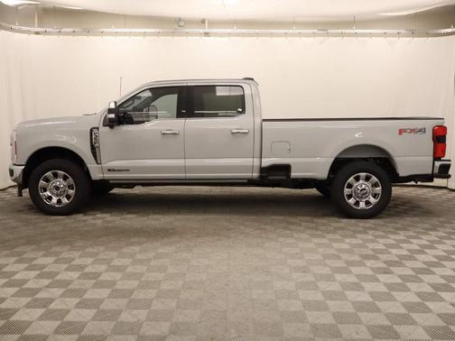 2025 Ford F-350 Lariat Super Duty