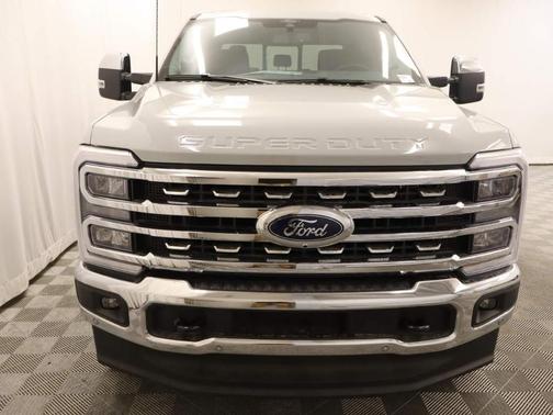 2025 Ford F-350 Lariat Super Duty
