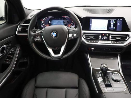 2020 BMW 330 i