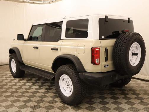 Desert Sand 2026 Ford Bronco Heritage Edition