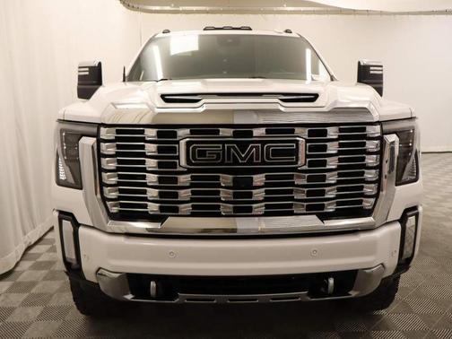 2024 GMC Sierra 3500 Denali