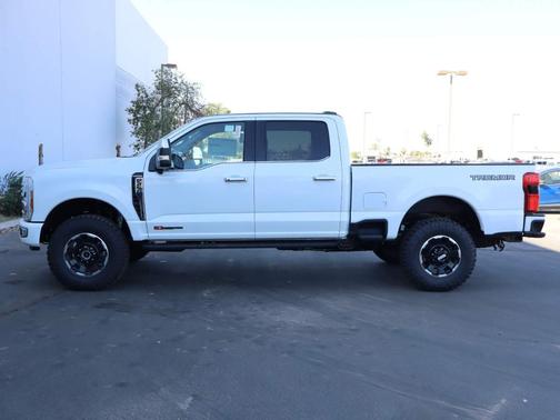 2026 Ford F-250 Platinum